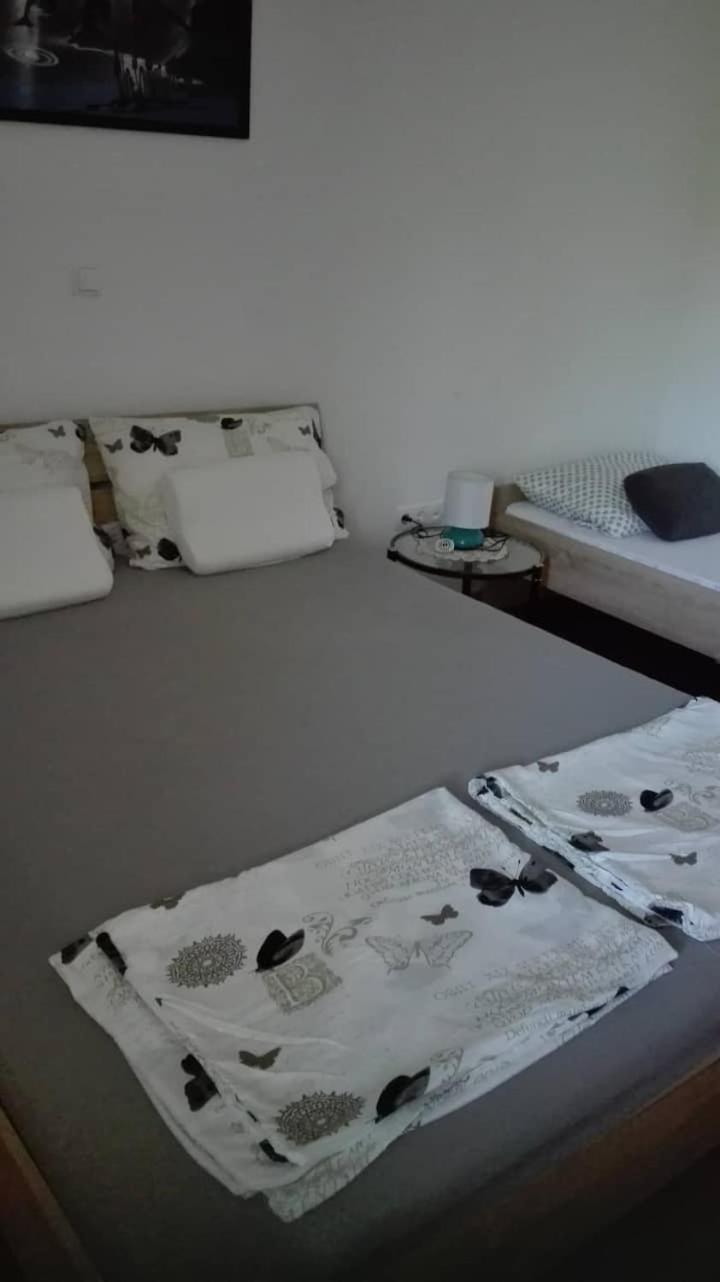 Appartement Gabriela à Nin Extérieur photo